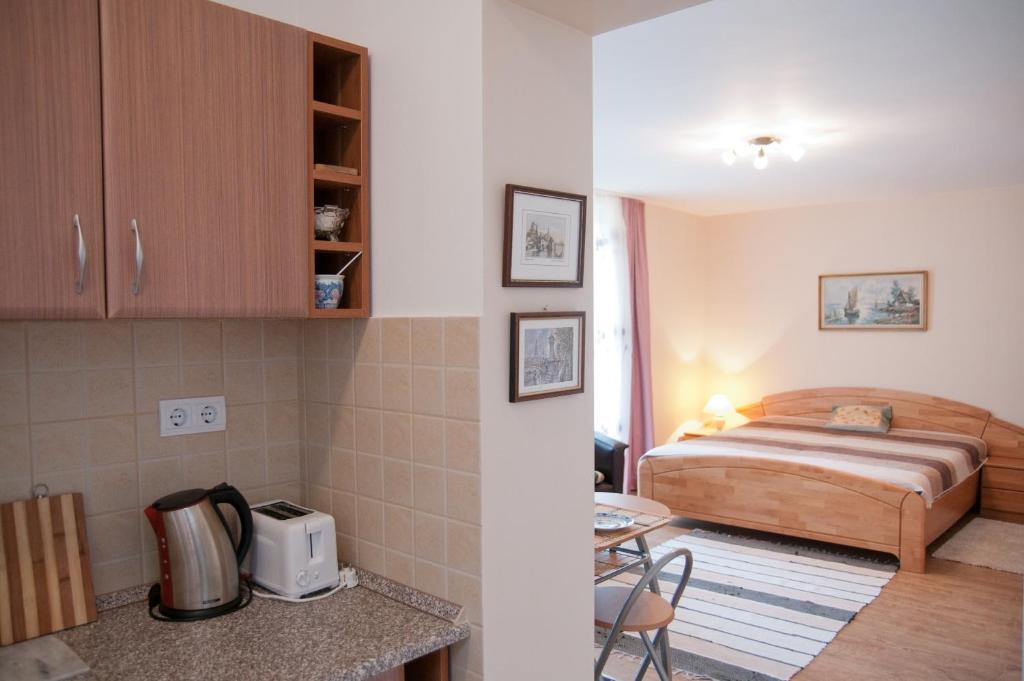 Deluxe Apartments Heviz Bilik gambar