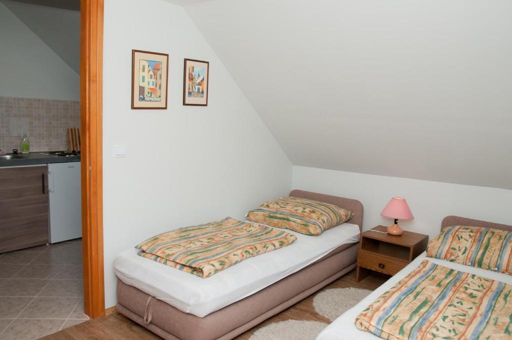 Deluxe Apartments Heviz Bilik gambar