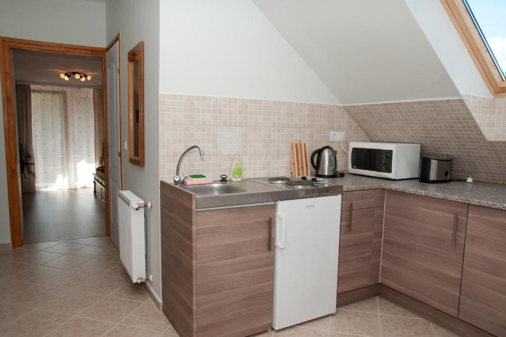 Deluxe Apartments Heviz Bilik gambar