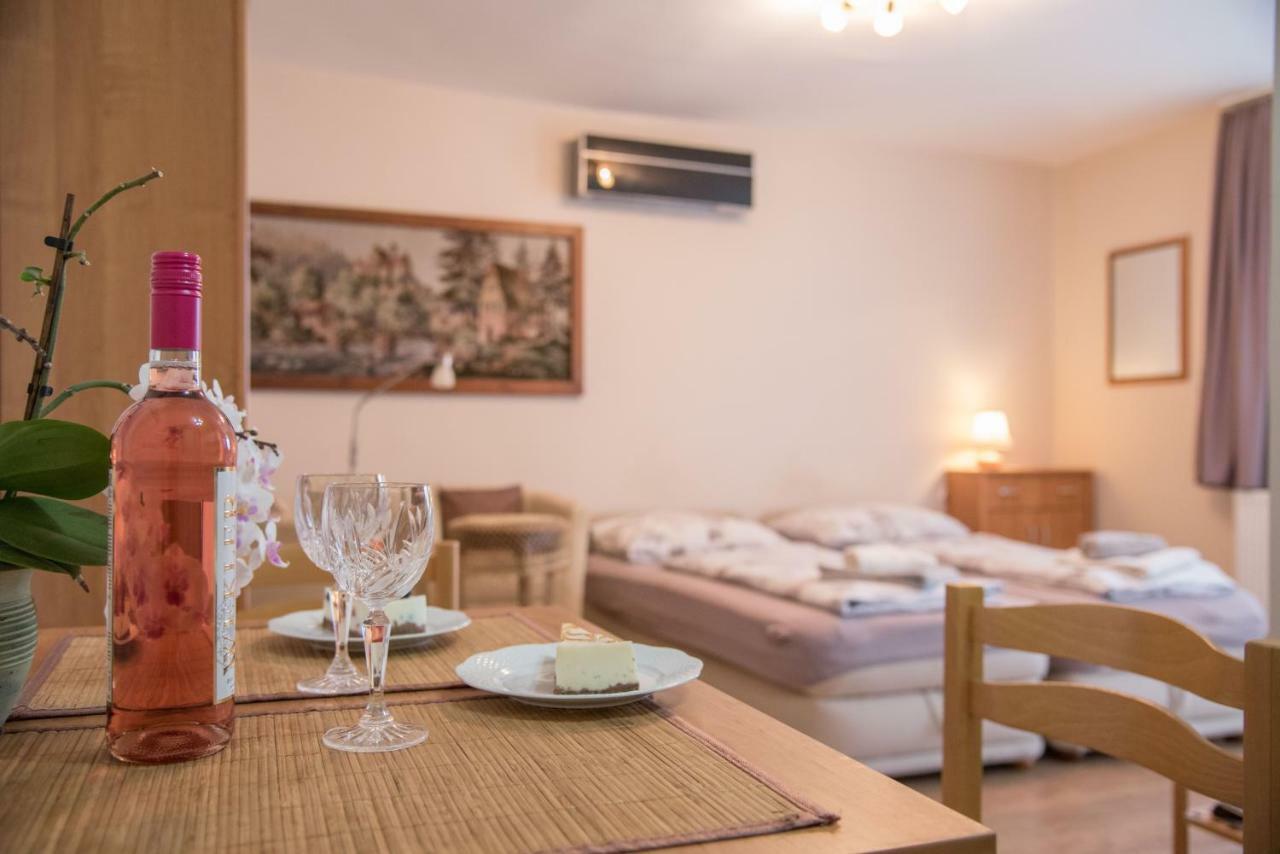 Deluxe Apartments Heviz Luaran gambar