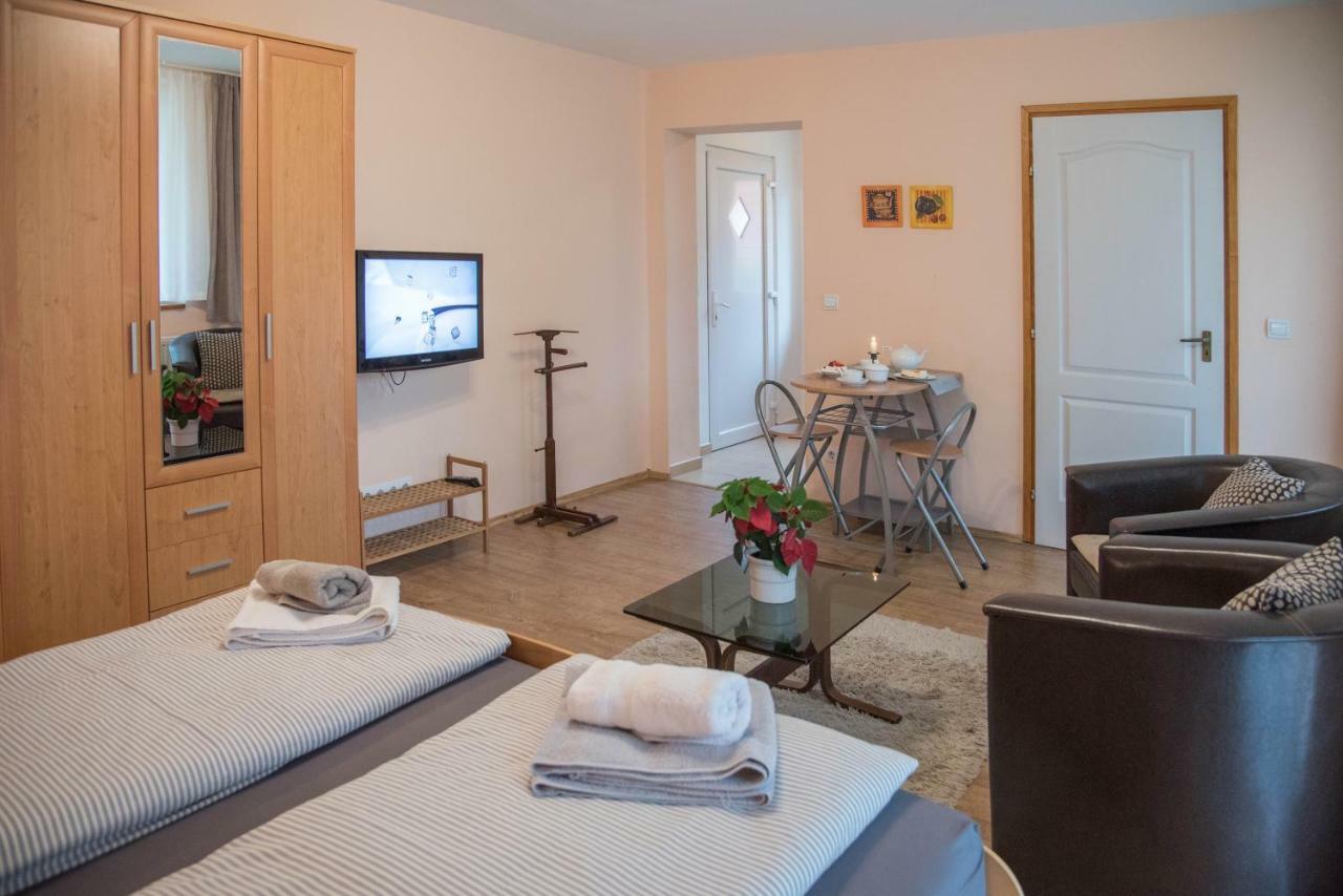 Deluxe Apartments Heviz Luaran gambar